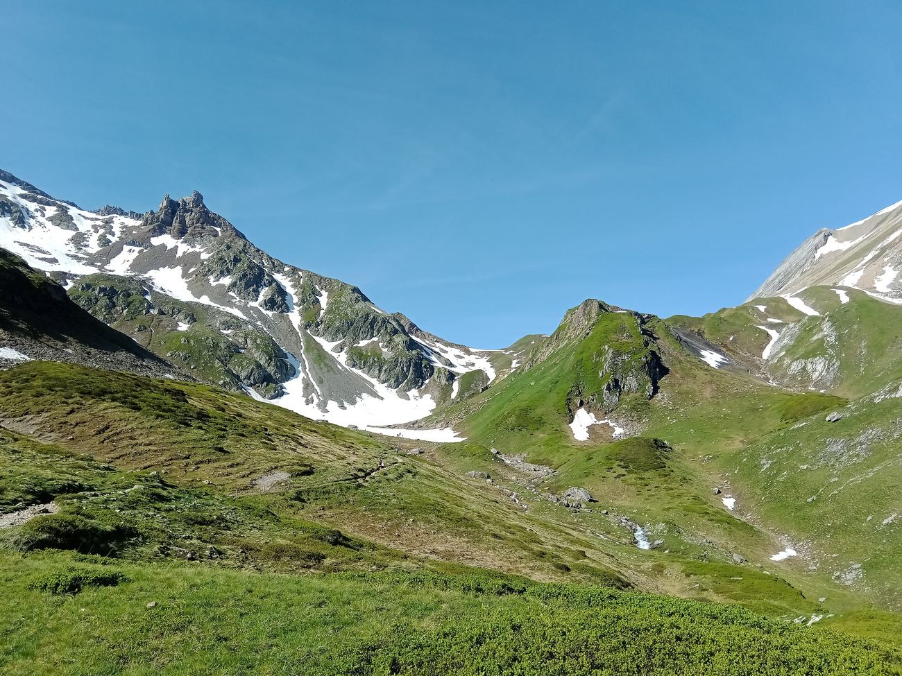 Climbing to the Col du Bonhomme